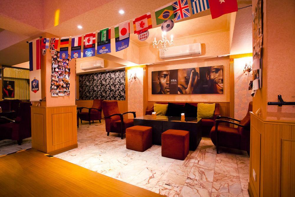 Hunt Champion Hotel Taichung Esterno foto