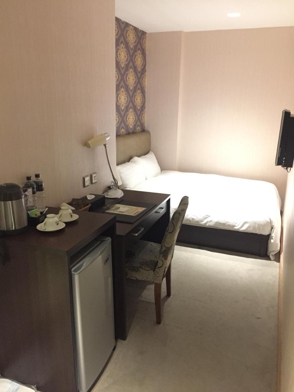 Hunt Champion Hotel Taichung Esterno foto