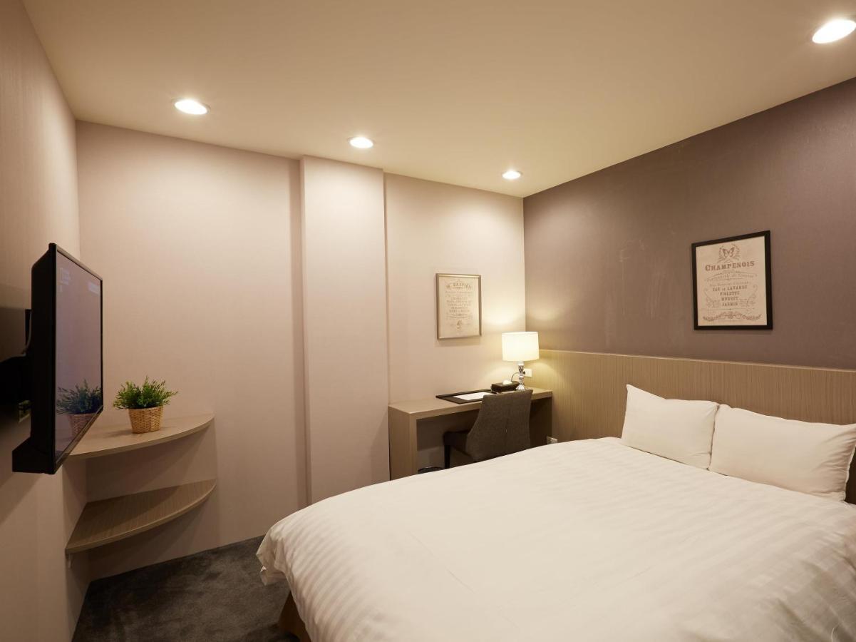 Hunt Champion Hotel Taichung Esterno foto